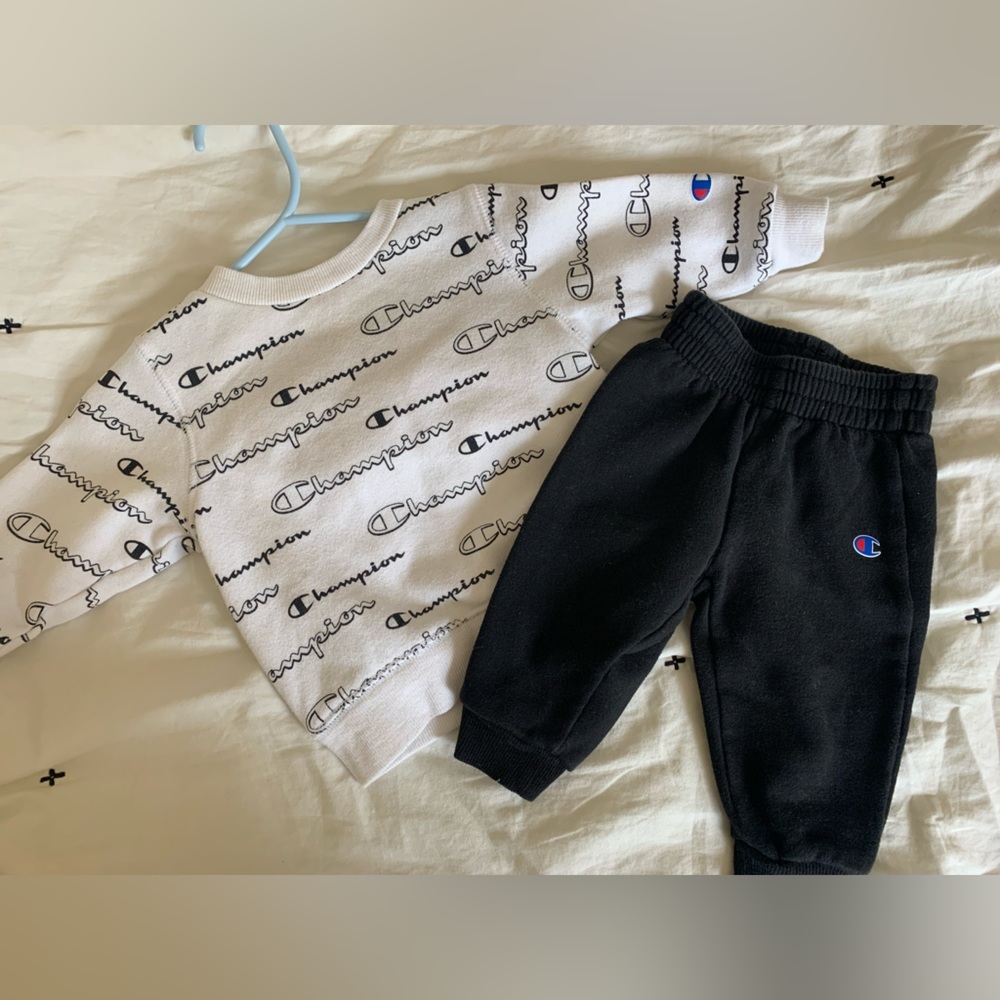 Baby Boys Champion sweat suit.